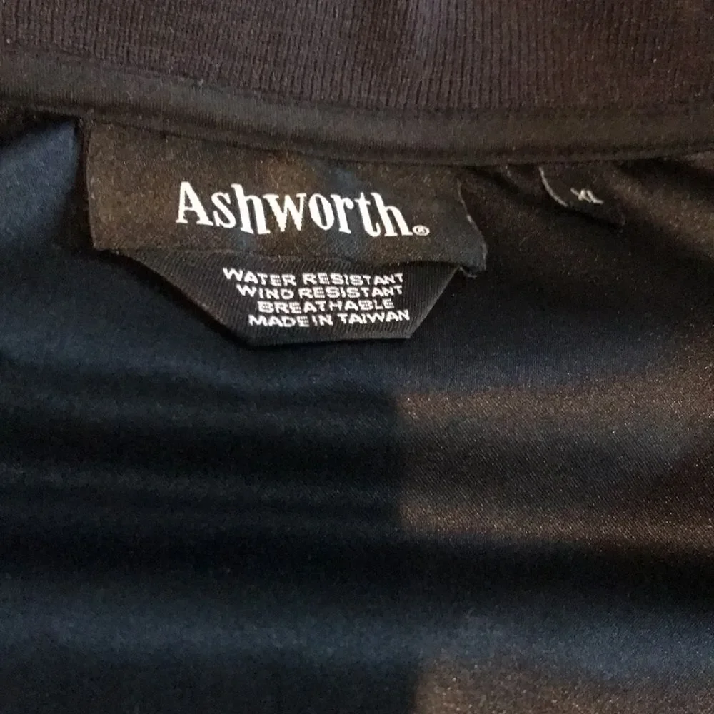 Ashworth size XL golf vest breathable wind resistant water resistant like new